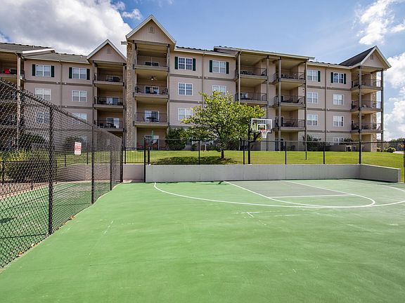 4th image of 330 S Wildwood Dr #1-8