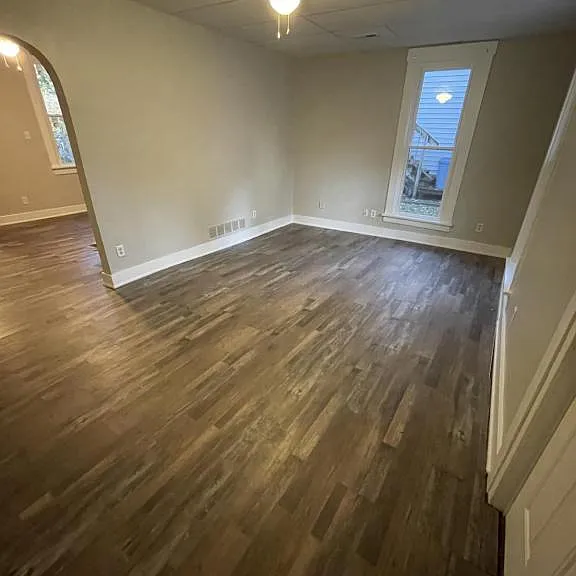 221 N Cherry St — Photo 1