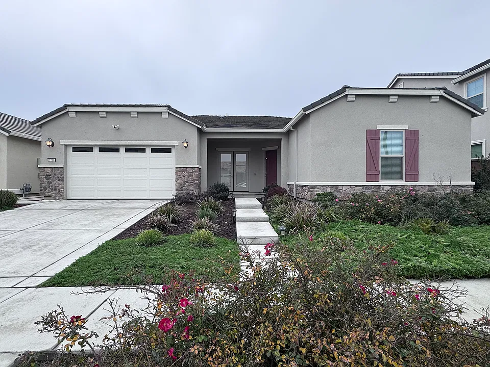 2216 Murphey Dr