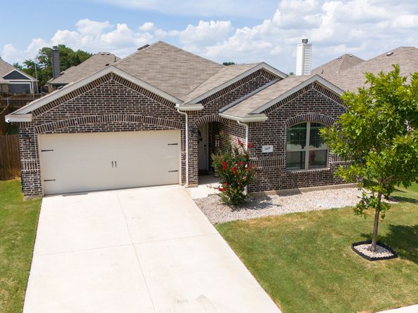 1437 Lakeview Dr