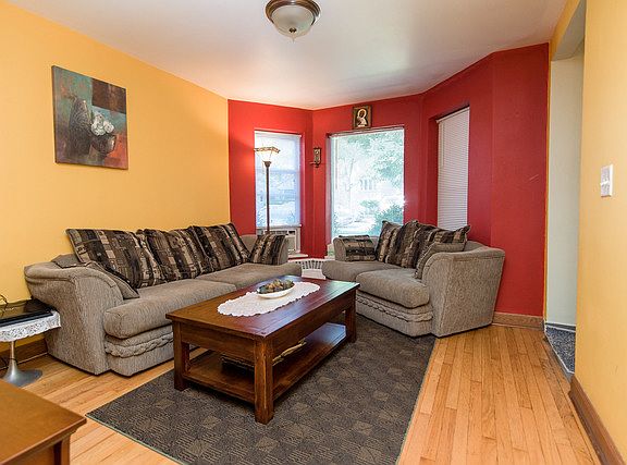 3rd image of 4137 N McVicker Ave