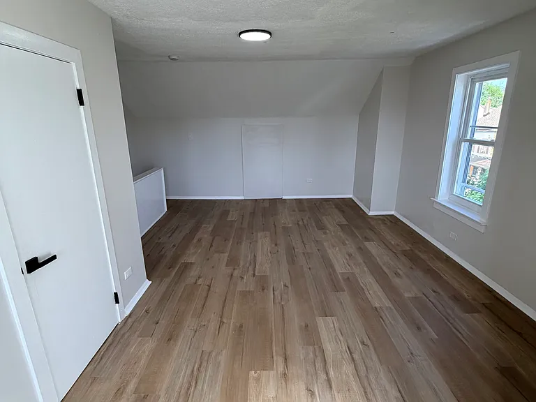 100 N Johnston Ave — Photo 32