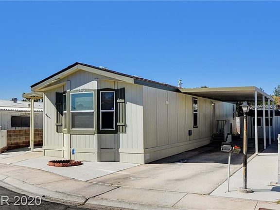 3rd image of 3673 Estes Park Dr