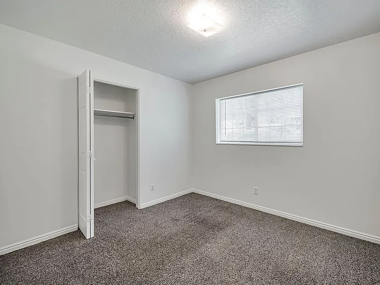 1426 N 1300 W — Photo 10
