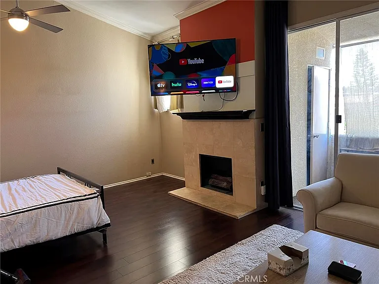 5325 Newcastle Ave #330 — Photo 5