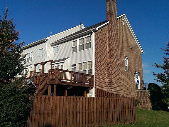 Side-Back-Deck-Fence