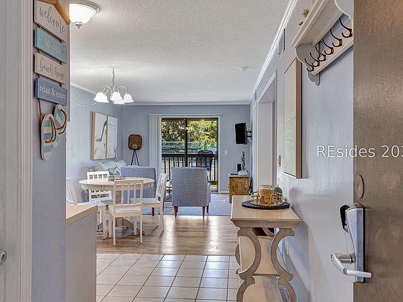 4th image of 40 Folly Field Rd APT G1