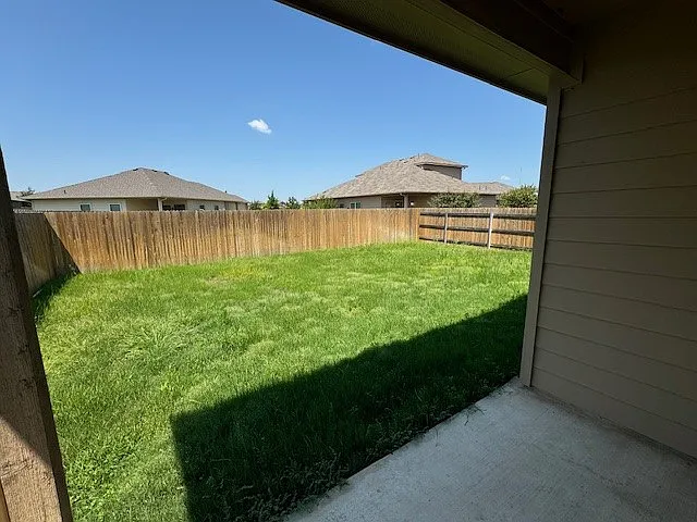 1054 Gaelic Dr — Photo 10