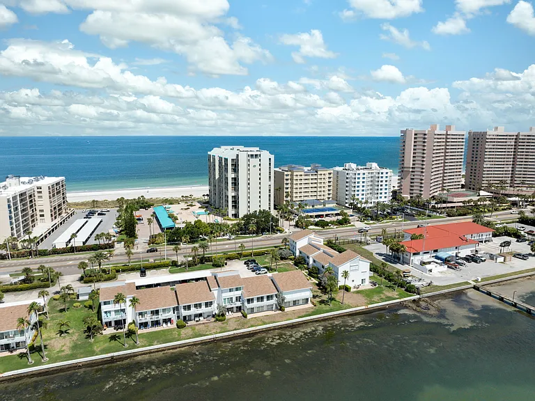 1401 Gulf Blvd #206 — Photo 14