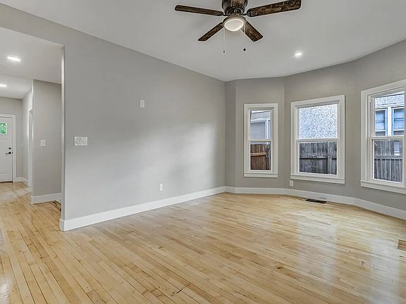 2nd image of 1018 E Platte Ave APT 1