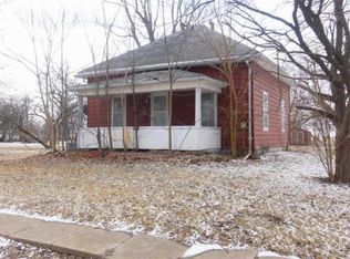 221 N Trivoli Rd, Trivoli, IL 61569