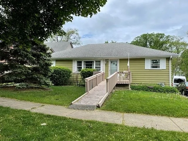 726 Hammerschmidt Ave photo 1