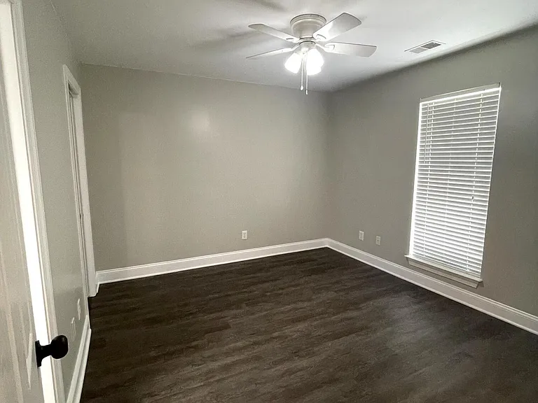 383 Springview Ln — Photo 10