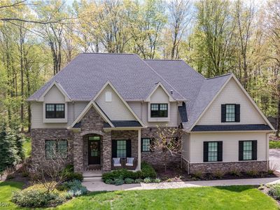31370 Hiram Trl, Chagrin Falls, OH, 44022