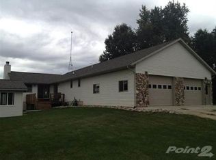 4461 N Waldron Rd, Edmore, MI 48829