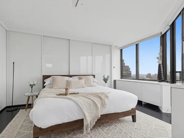 22 West 66th Street image 11 of 16