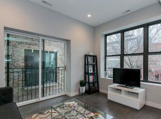 2154 W Division St APT 202, Chicago, IL 60622