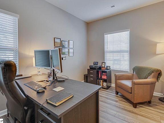 5th image of 303 Paneer Ln