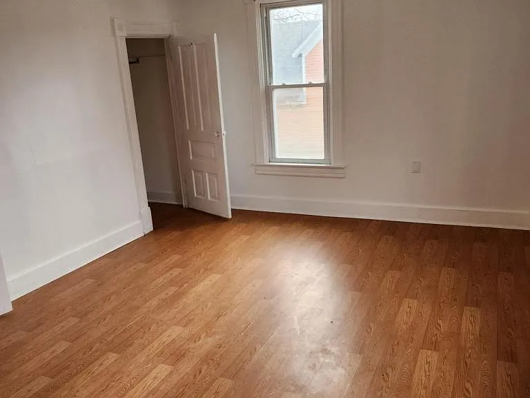 1131 S High Ave — Photo 11