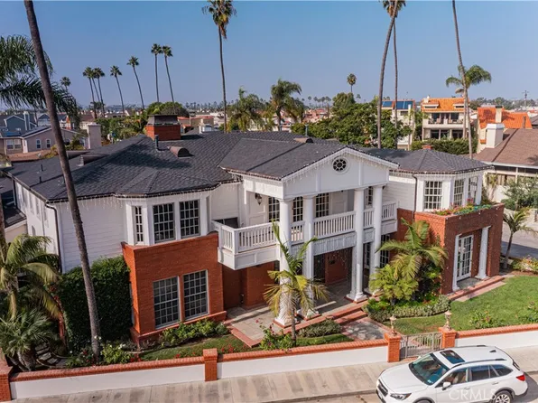 93 Giralda Walk, Long Beach, CA 90803