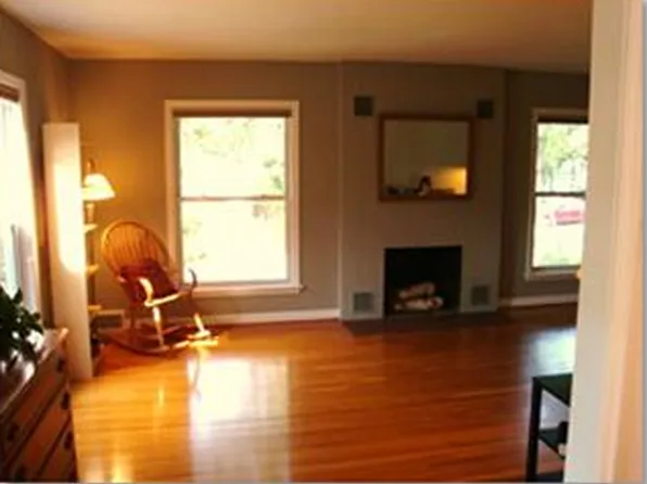 704 Morningside Dr, Columbia, MO 65201