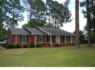 1202 Meadowlark Rd, Dunn, NC 28334