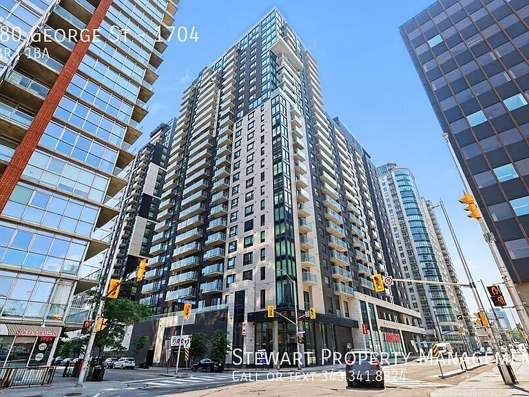 180 George St #1704 — Photo 1