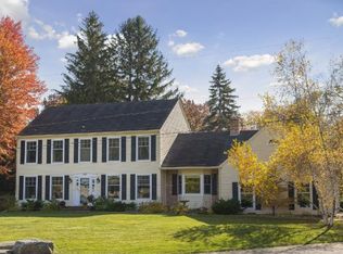 14721 Wychewood Rd, Minnetonka, MN 55345