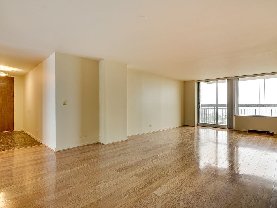 1st image of 5201 S Cornell Ave APT 15C
