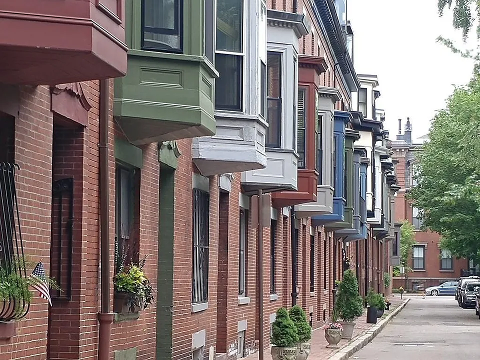 23 Dartmouth Pl #4R