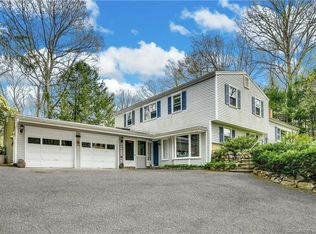 379 Cascade Rd, Stamford, CT 06903