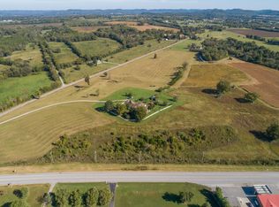 100 Governor Hall Rd, Castalian Springs, TN 37031