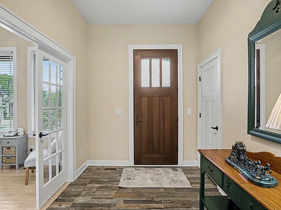5th image of 2703 Bristol Lake Dr