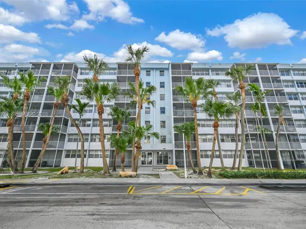 700 NW 214th St APT 321, Miami Gardens, FL 33169