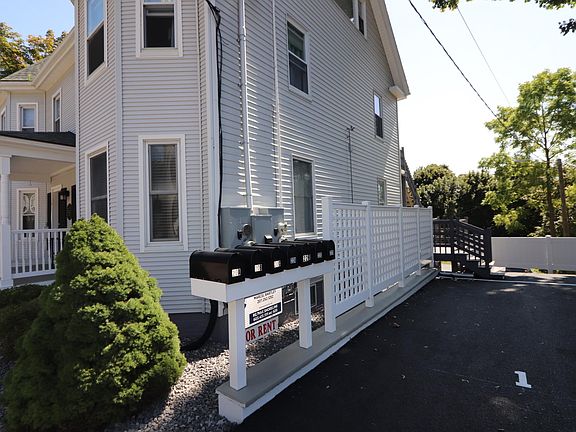 5th image of 20B Whipple Rd #20-B