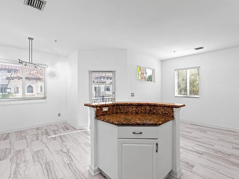 1200 Coastal Bay Blvd — Photo 4