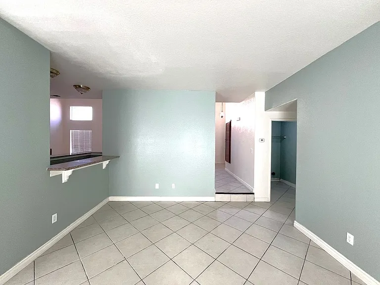 16547 War Cloud Dr — Photo 10