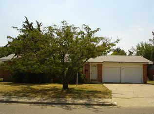 217 SW 10th St, Plainview, TX 79072