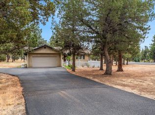 70120 Mustang Dr, Sisters, OR 97759