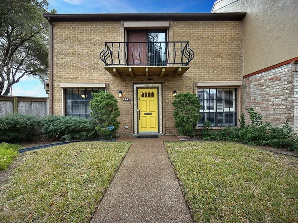 136 Lake Shore Dr #136, Corpus Christi, TX 78413