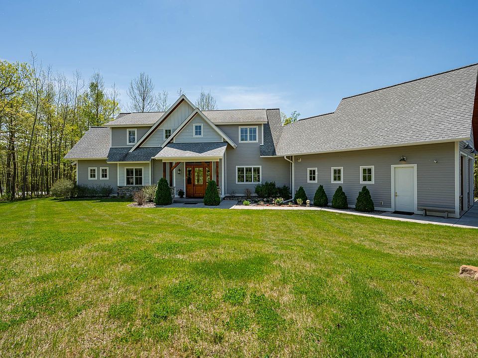 1st image of 2410 Timberline Dr
