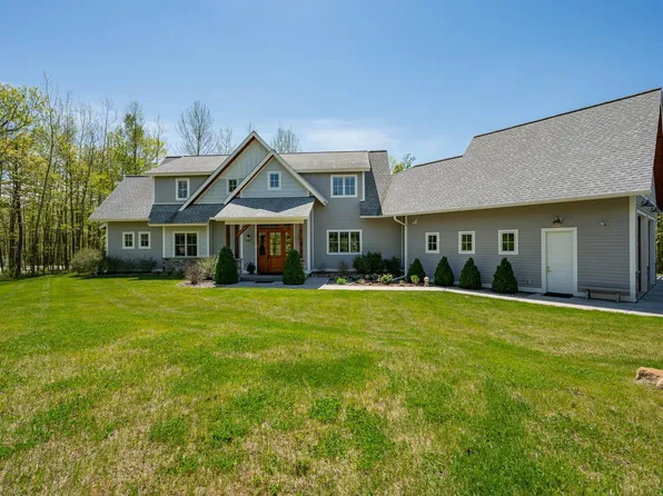 2410 Timberline Dr, Grand Rapids, MN 55744