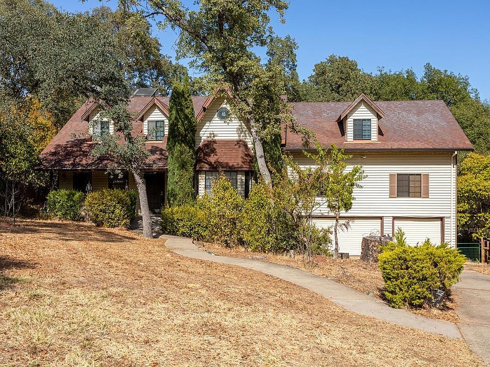 1st image of 943 King Richard Ct