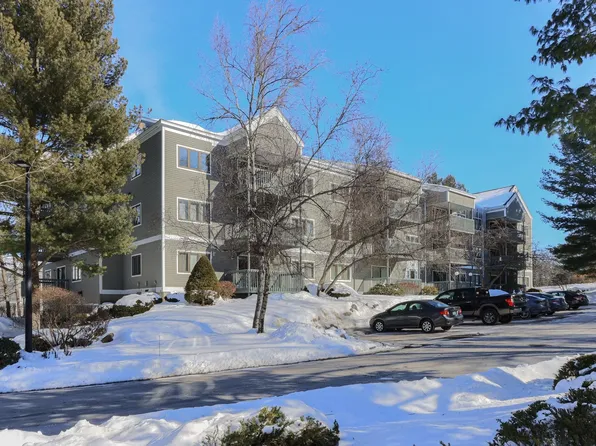 30 Ledgewood Hills Drive #104, Nashua, NH 03062-4431