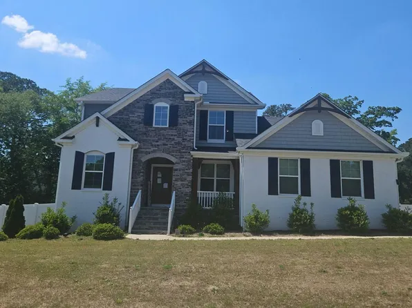 128 S Clearbrook Ct, Angier, NC 27501