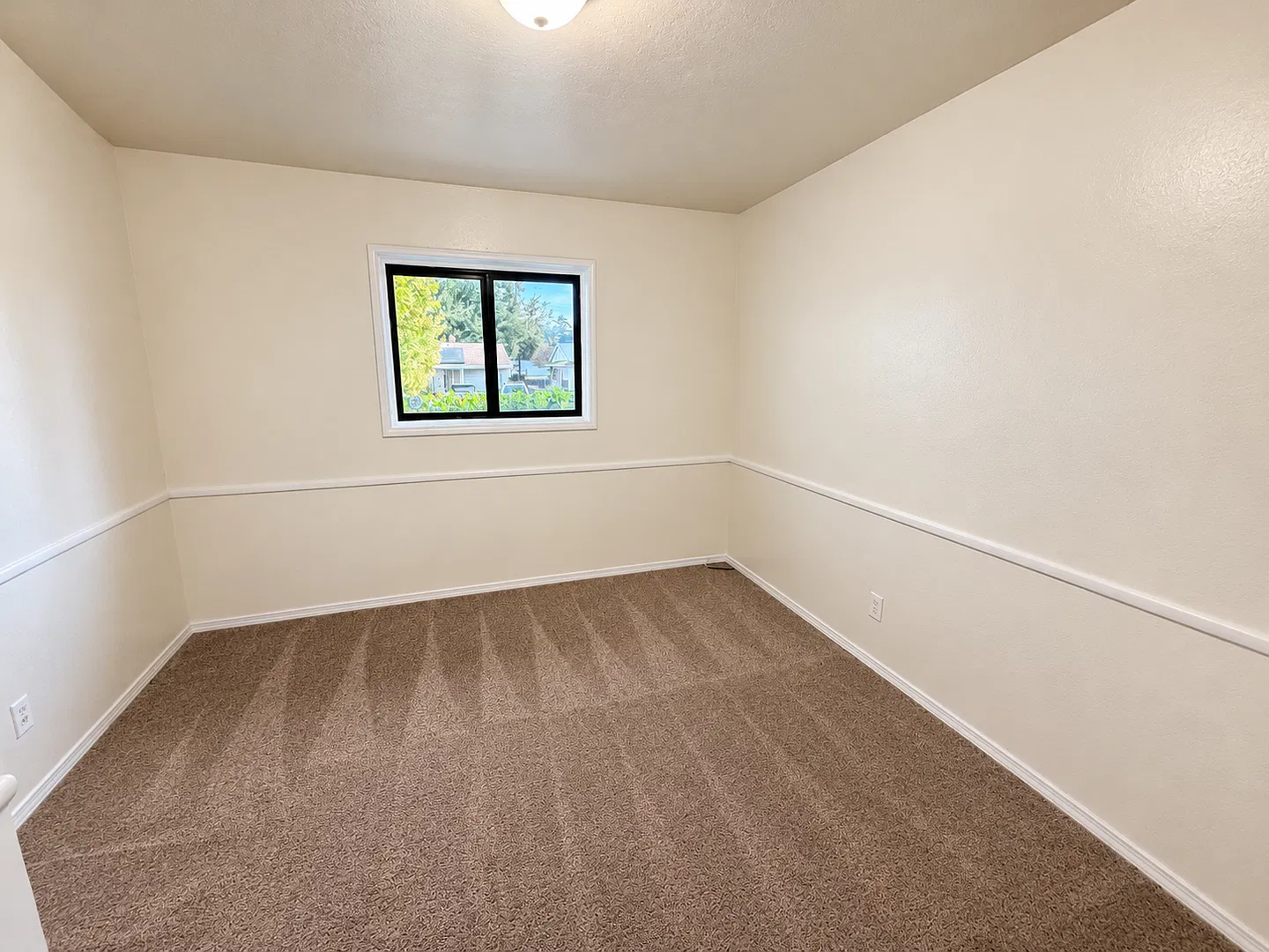 1036 Canna Way - West Sacramento 95691 — Photo 4