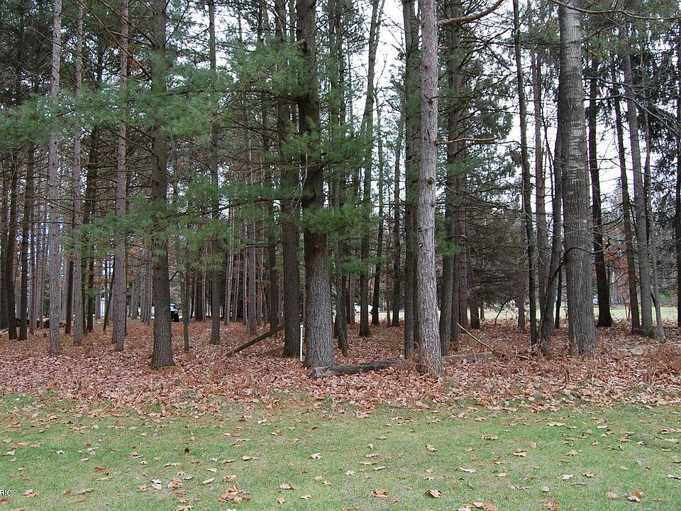 1st image of 6835 Mayfair Dr #17
