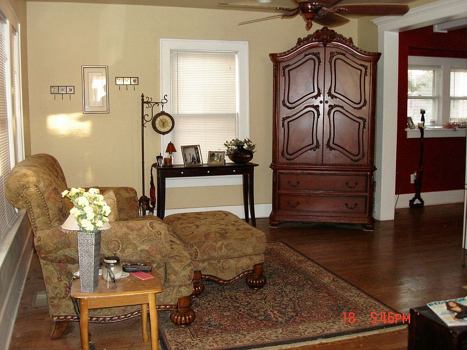 2nd image of 1104 NW 36th St