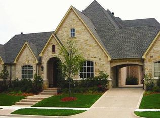 930 Belclaire Cir, Cedar Hill, TX 75104