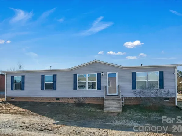 101 Park Ln, Grover, NC 28073